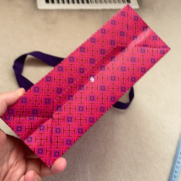 Tory Burch Shopper - Picture 7 of 8